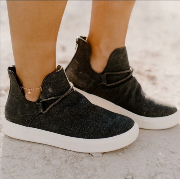 Sale🫠 Very G Legacy Grey Charcoal Smoke Smokey Distressed Braided High-Top - Picture 1 of 2